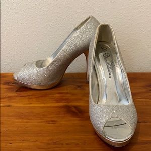 Sparkly Silver Peeptoes